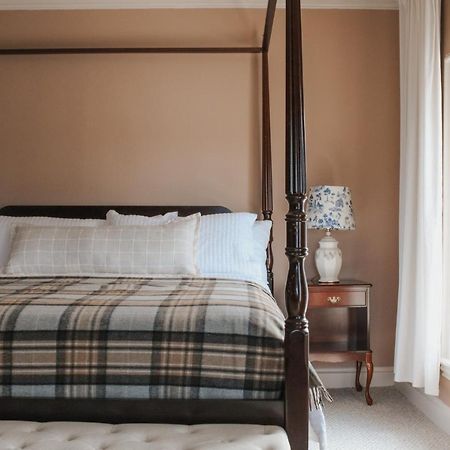 The Cooper'S Inn Shelburne Buitenkant foto