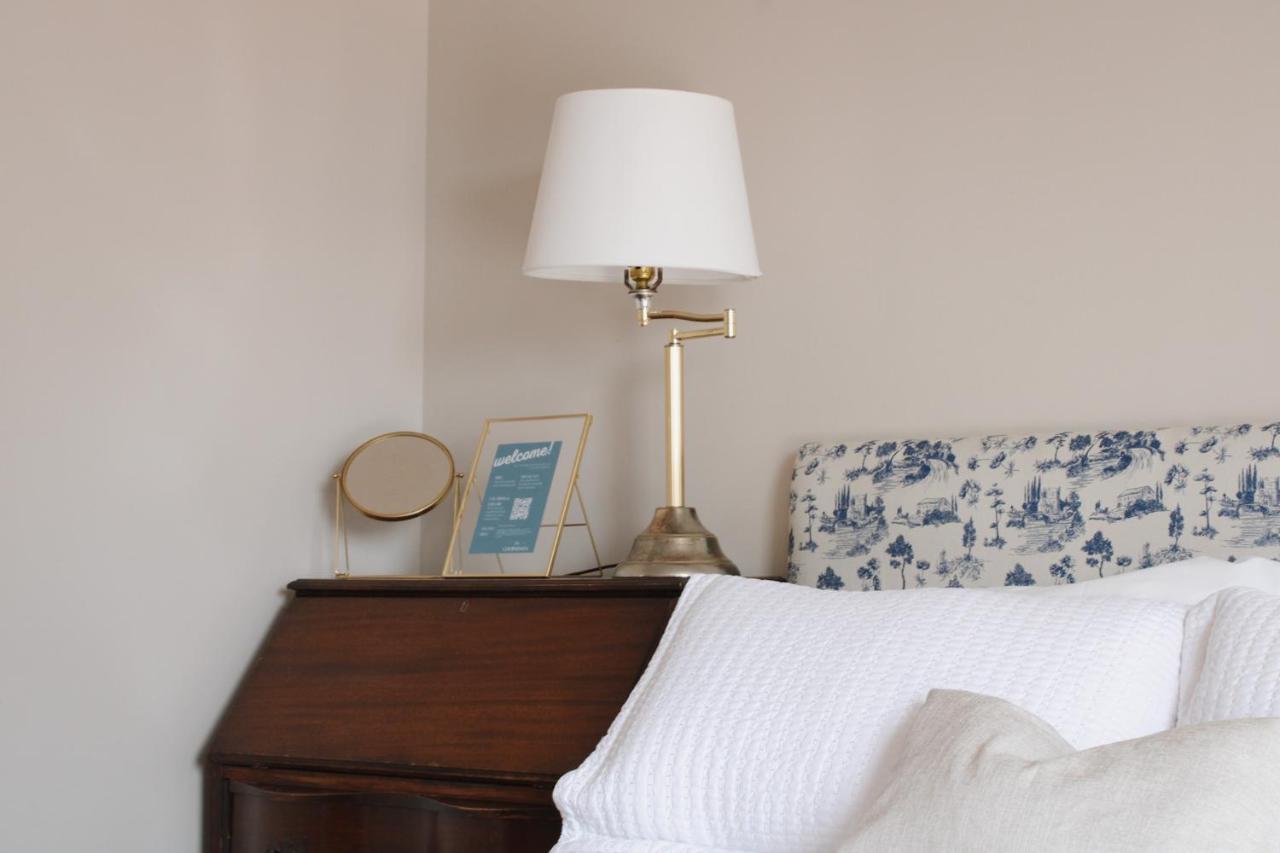 The Cooper'S Inn Shelburne Buitenkant foto