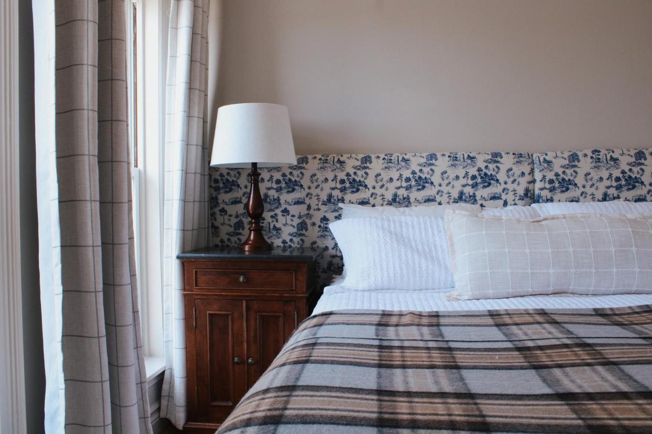 The Cooper'S Inn Shelburne Buitenkant foto