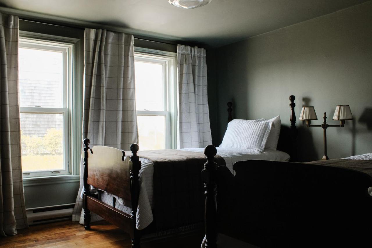 The Cooper'S Inn Shelburne Buitenkant foto