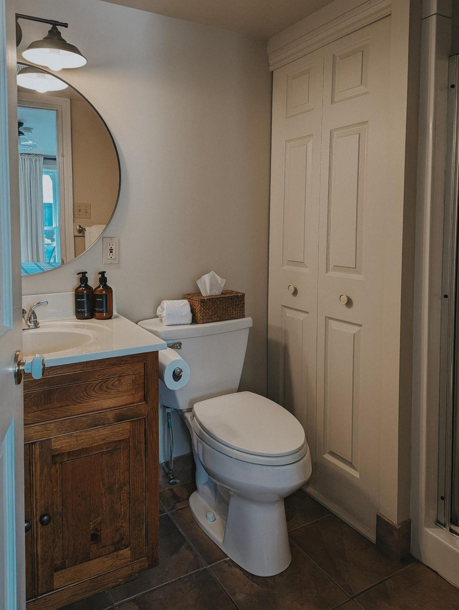 The Cooper'S Inn Shelburne Buitenkant foto